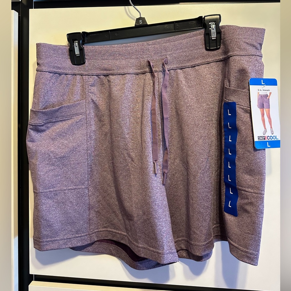 32 degrees Agate Purple Shorts